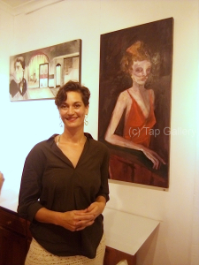 Her-with-her-painting